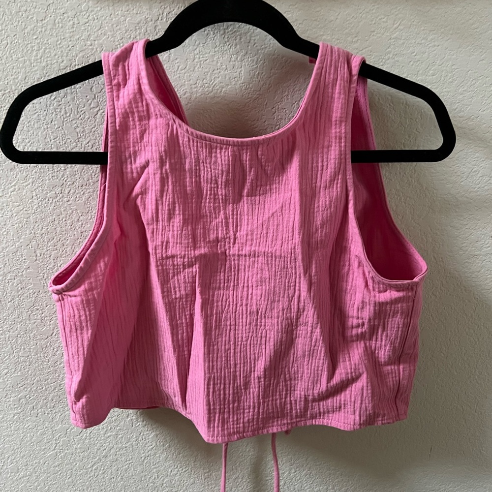 Super cute pink Zara top with laced up back
